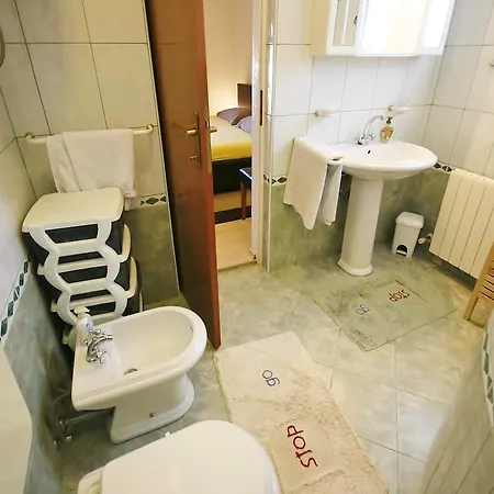 Apartman Loredana 233 *